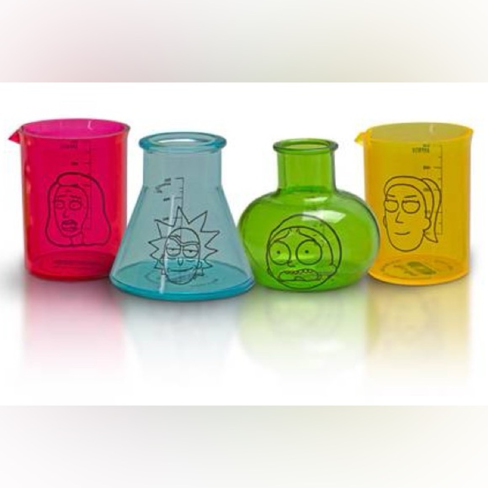 NWB Loot Crate Sci-Fi Rick & Morty Mini Beaker Plastic Shot Glass Set - Picture 2 of 9